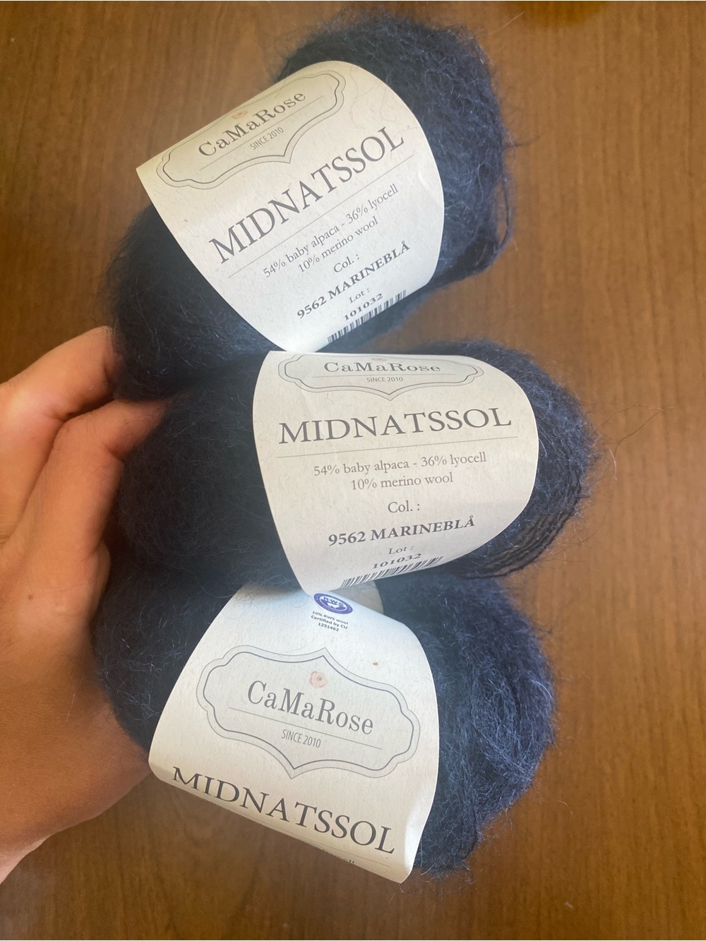 Yarn - CaMaRose Midnatssol 9562 Marineblå (Navy Blue)
